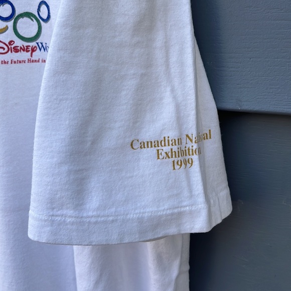 Vintage Walt Disney T-Shirt / Roots Athletics / 1999-2000 - Picture 2 of 6